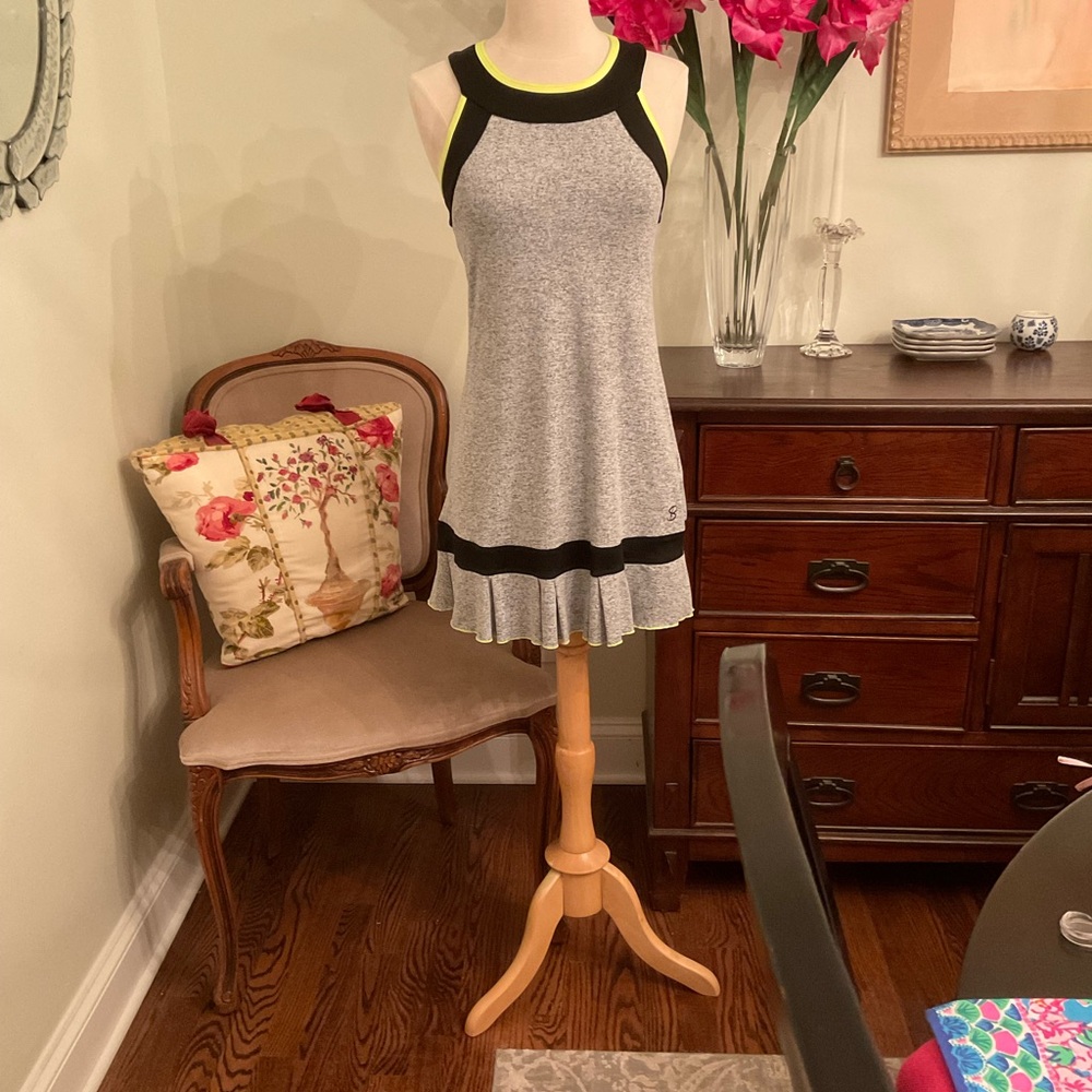 Stylish Sophiabella Gray and Black Sleeveless Tennis Dress